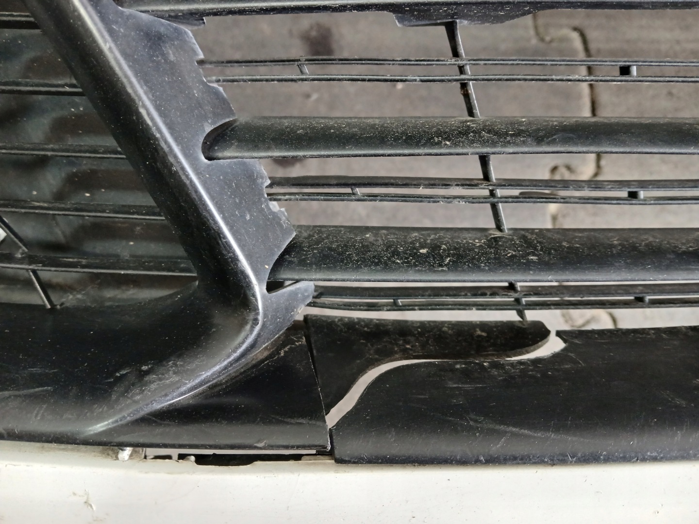 bumper front PEUGEOT 308 T9 14