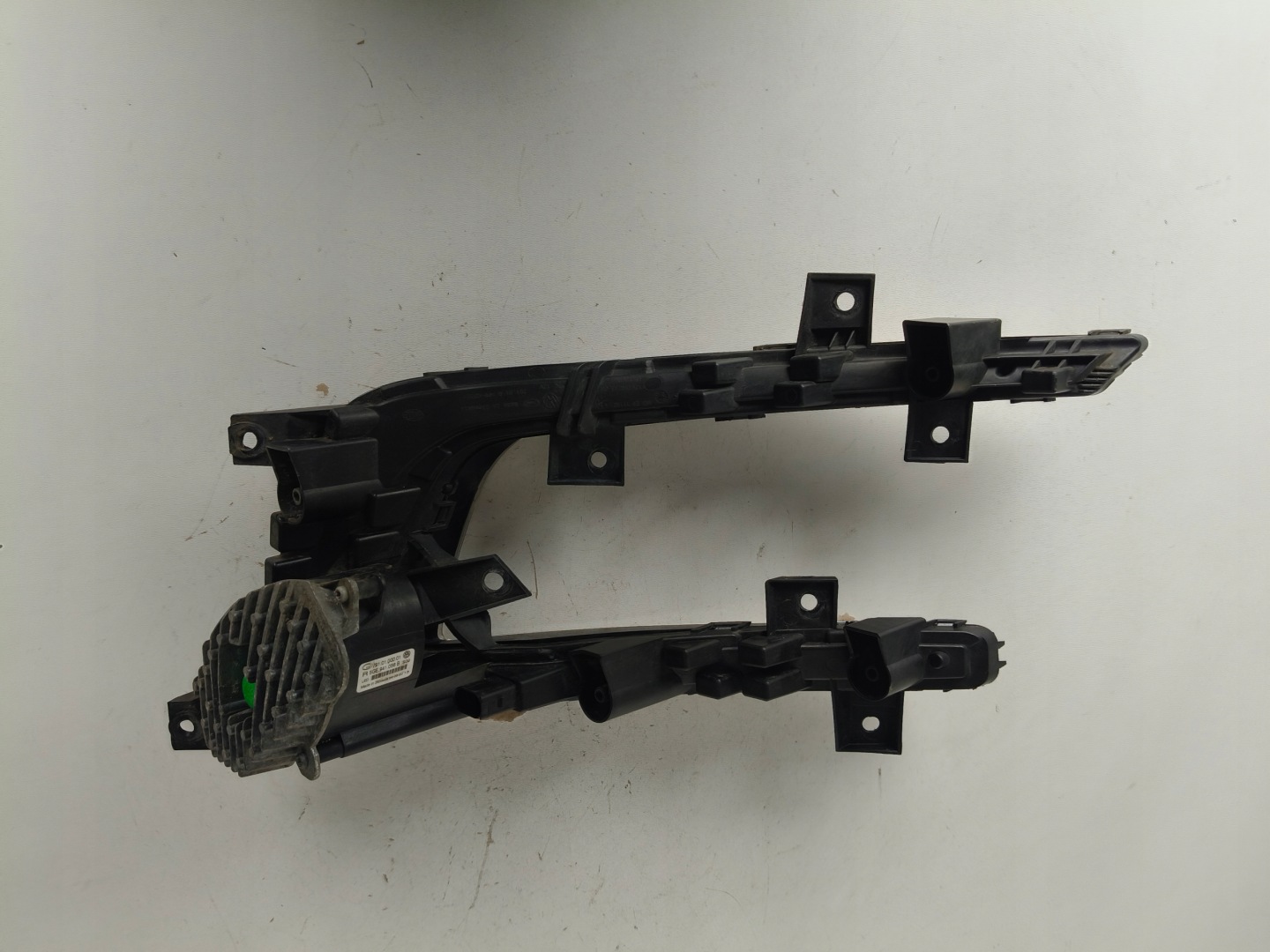 Nebelscheinwerfer rechts VW GOLF VII 7 GTE 5GE LED DRL