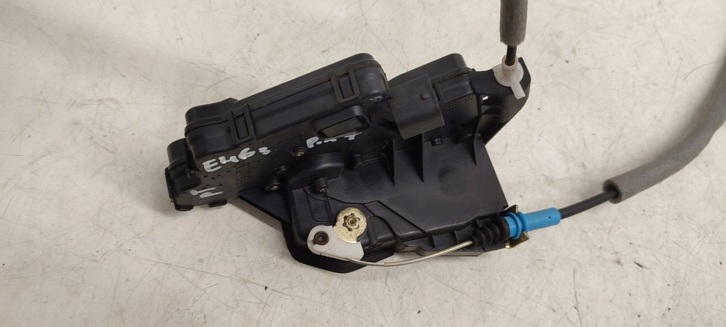 lock door rear part rear right BMW E46 2,2 LIFT