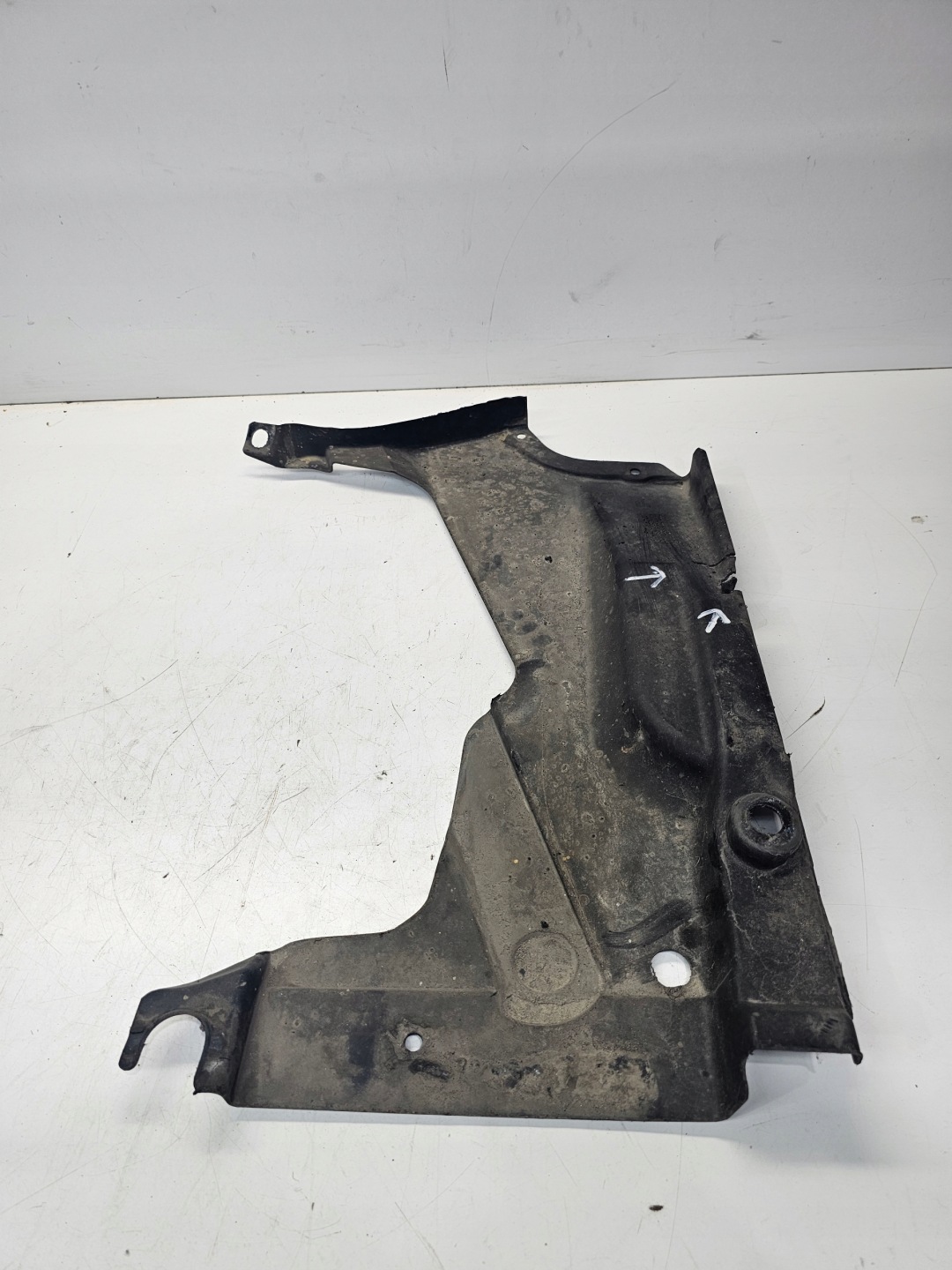 cover chassis left rear part AUDI A4 B6 B7 8E0825215AN
