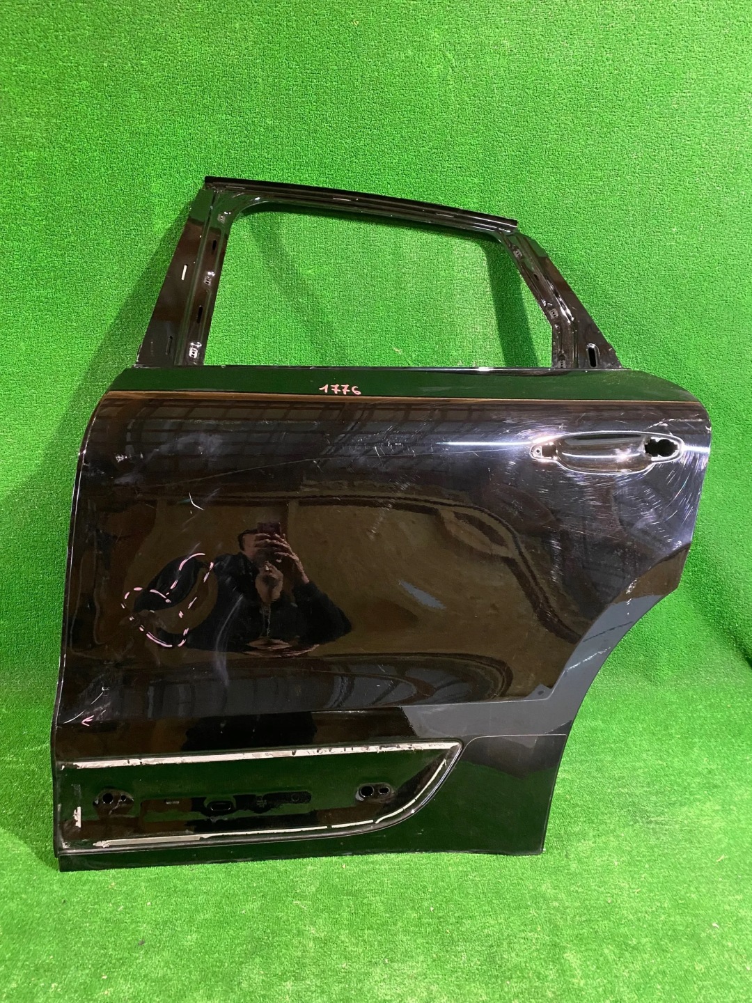 door rear. left PORSCHE MACAN 95B