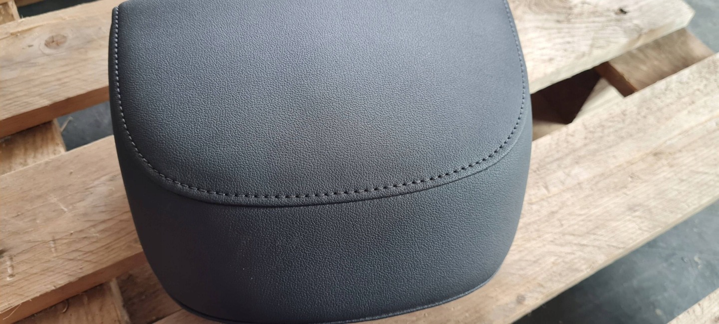A6 C8 4K rest seat left front leather SKORZANY 4K0881903C