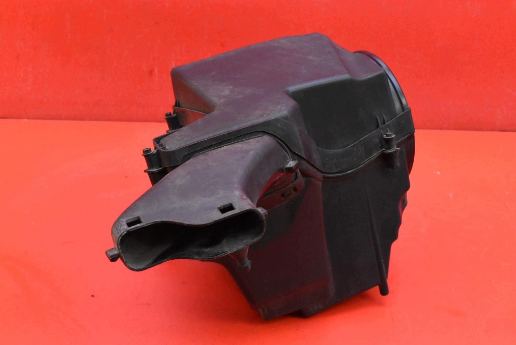 Gehäuse filter luft AV61-9600-BF VOLVO V40 2 II 1.6 D2 115 KM 12-16