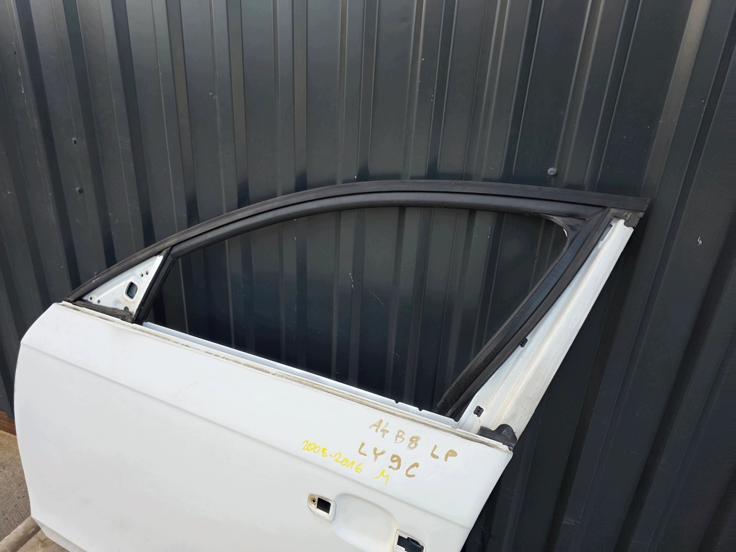 door left front AUDI A4 B8 LY9C sedan AVANT KOMBI 2008-2016 !!!