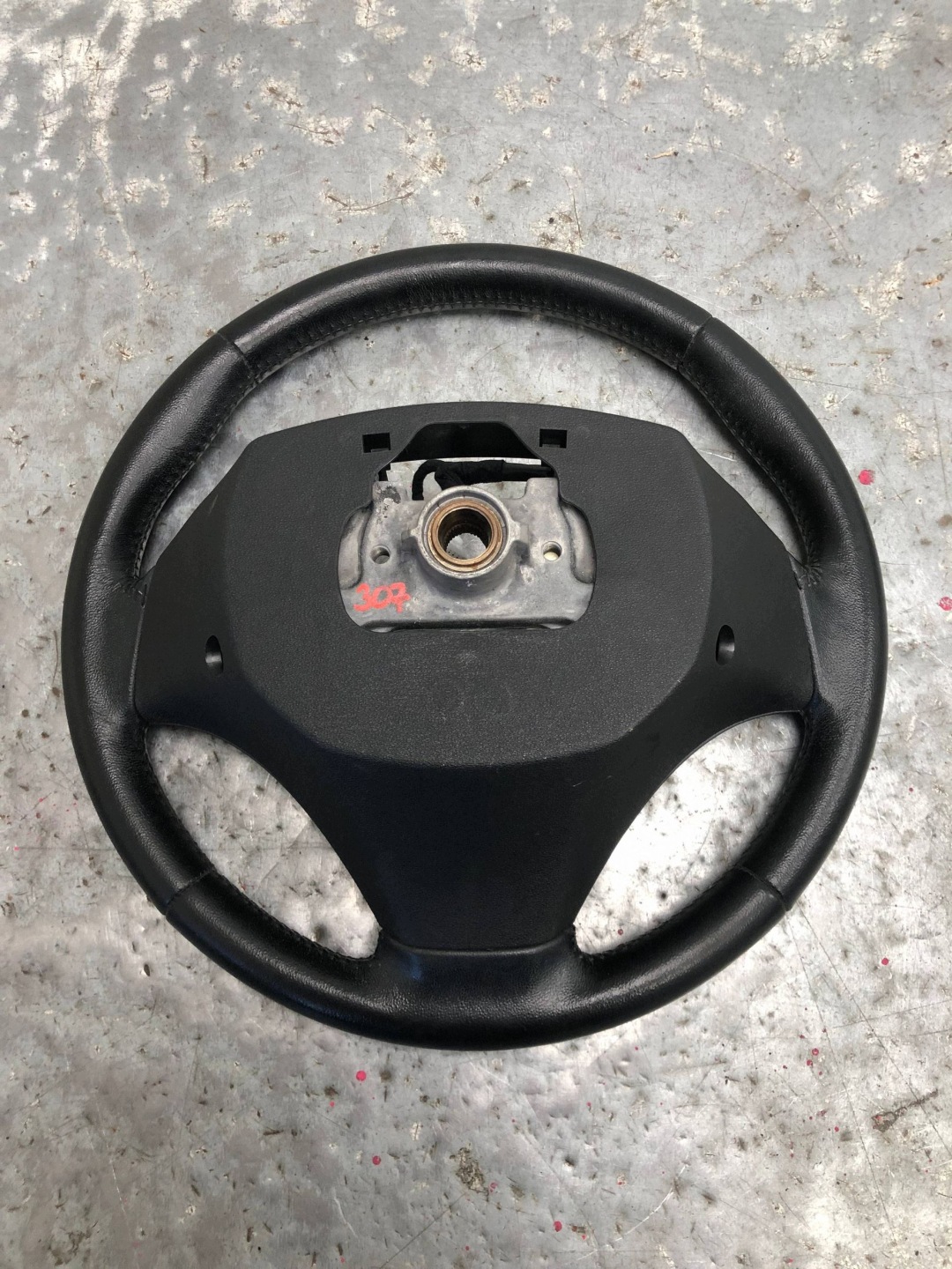 lenkrad Leder MULTIFUNKCJA HYINDAI I30 LIFT 56110-2R031