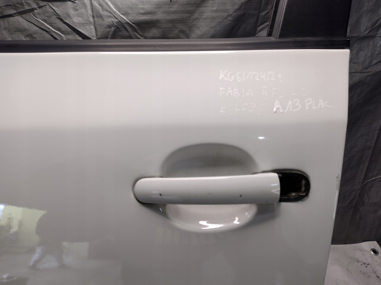 door left front Skoda Fabia II lift HB 5D k: LF9E