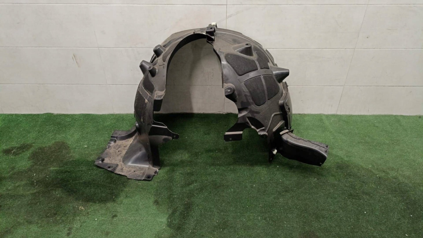 BMW X5 G05 mudguard front left 7424907 7424905 7421699