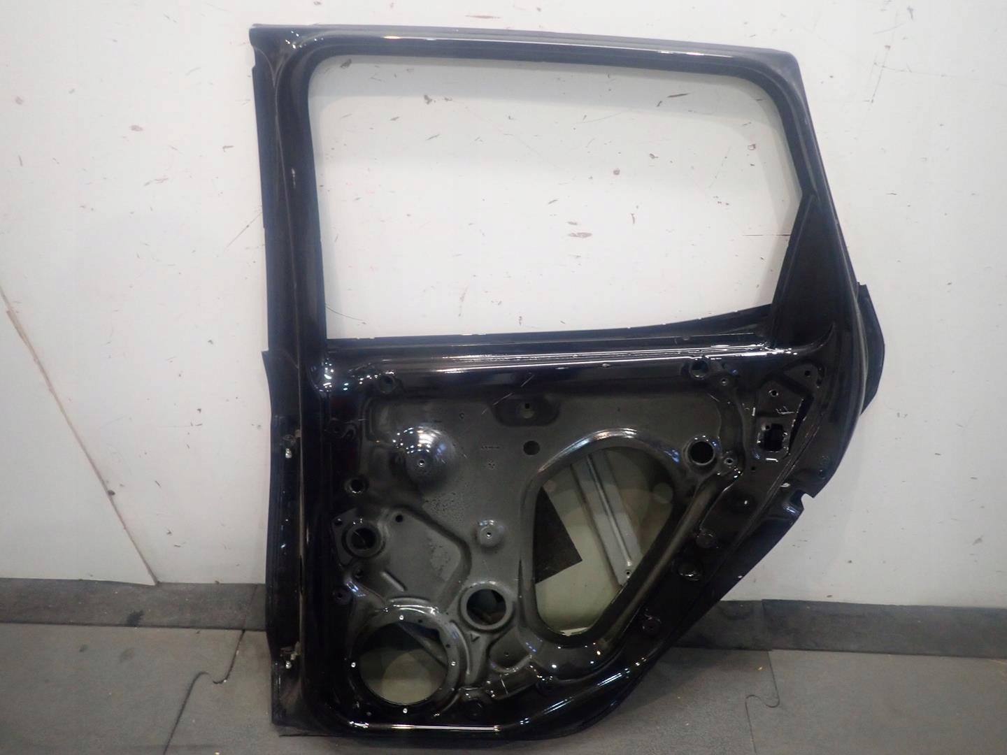 door rear part rear. right SEAT ARONA 2017