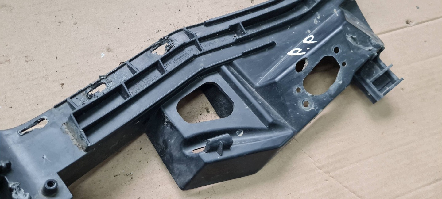 A6 C7 4G LIFT Support Support plaque Pare choc Droite Avant 4G0807096F