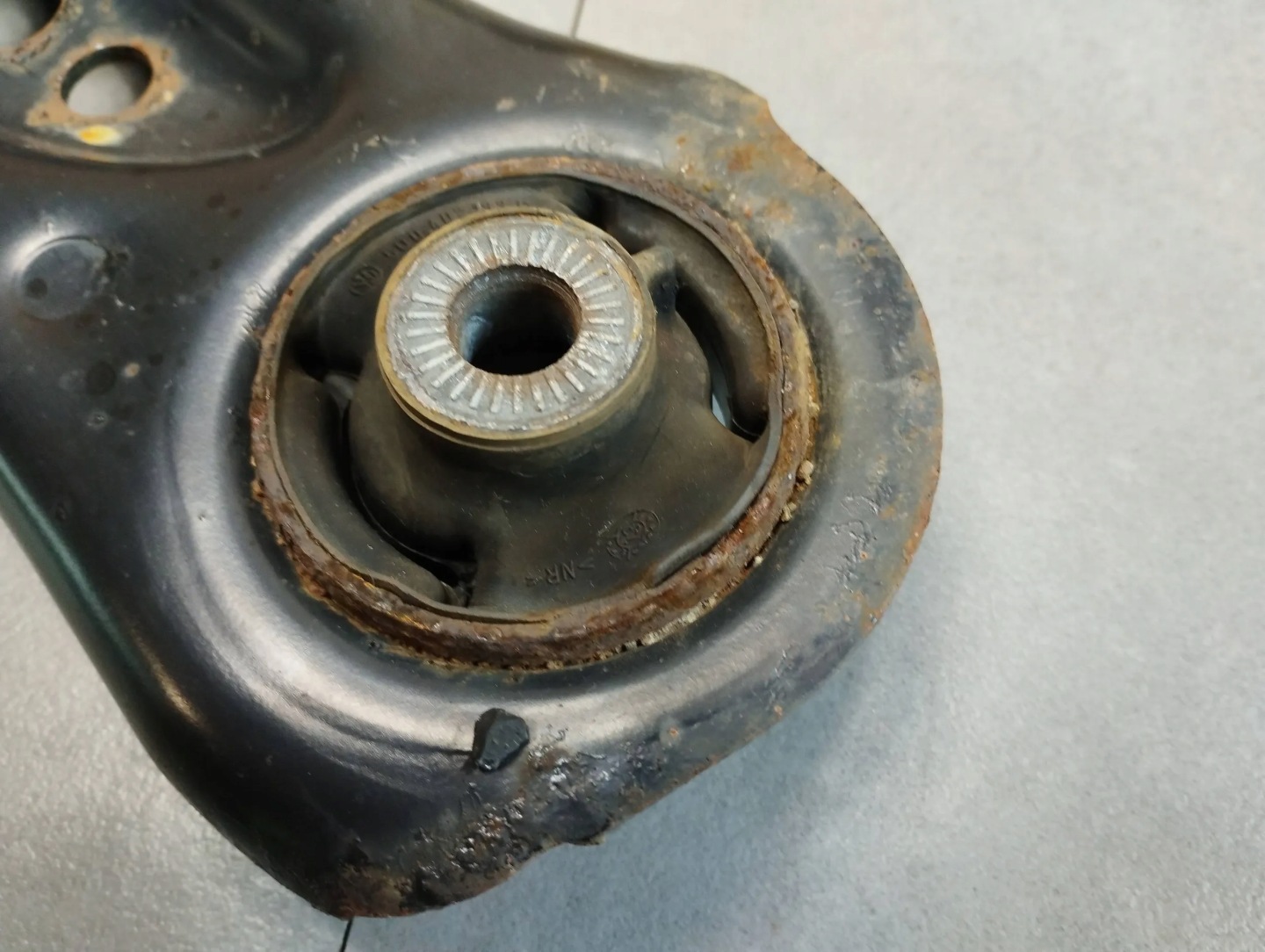VW Golf VII arm left front 5Q0407151J