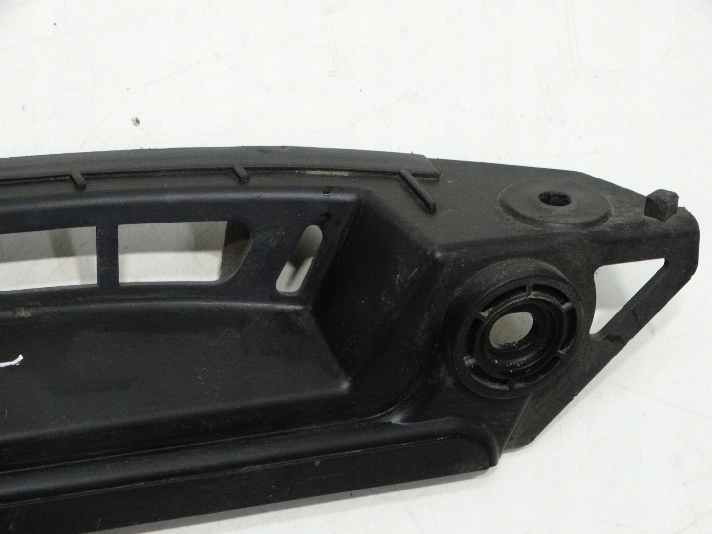 bumper bracket left rear part SKODA OCTAVIA II 1Z9807393