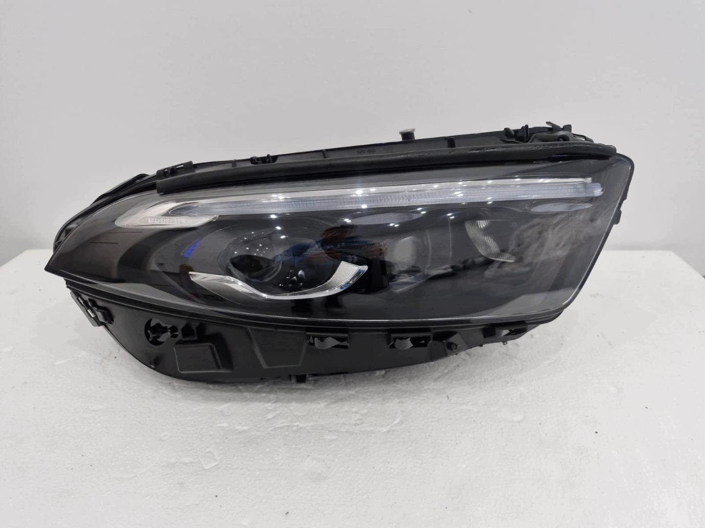light right Mercedes A Klasa W177 LIFT Multibeam LED