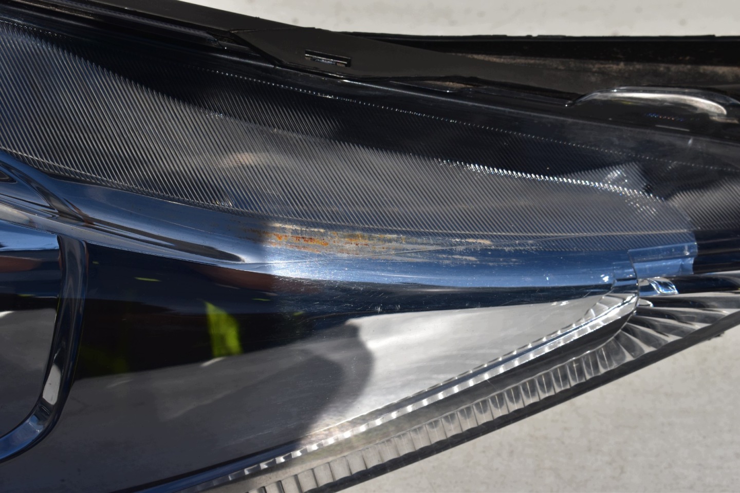 light left front FORD FIESTA MK7 2014r. right hand drive
