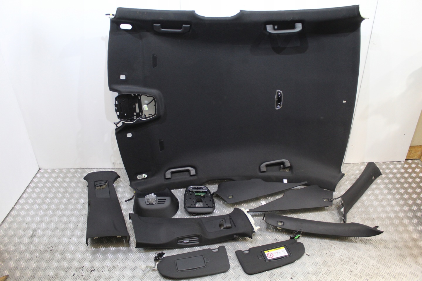 roof upholstery pillars VOLVO S60 III 3