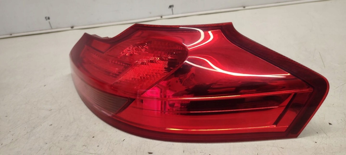 light rear part rear right w fender Opel Insignia A