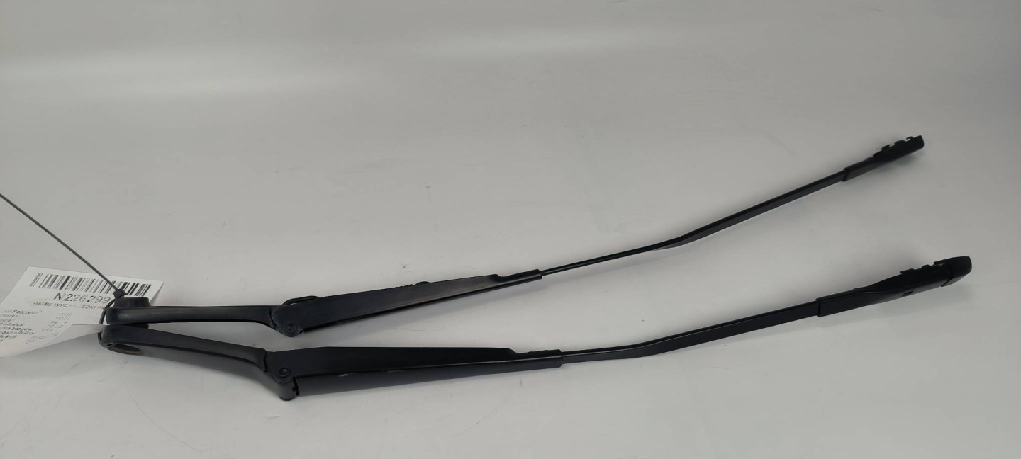 wiper arm front 4G1955407B AUDI A6 C7