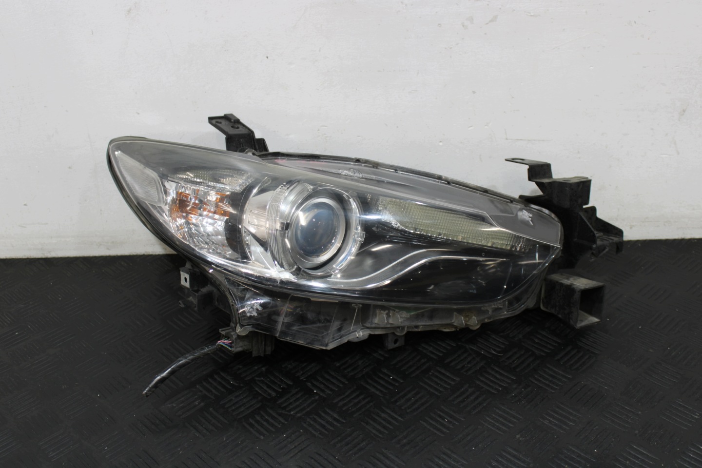 light right front 14 vertical GHR4-51030 MAZDA 6 VI GJ LIFT