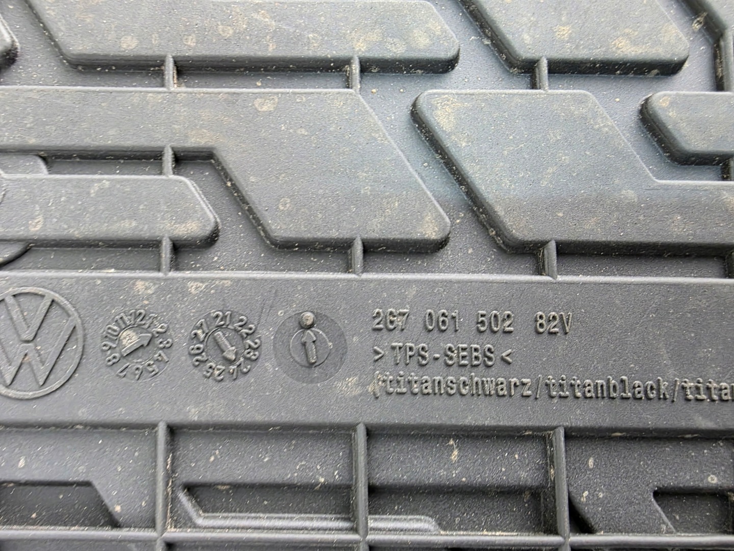 mats rubber TAIGO 2G7 2G7061502 2G7061512