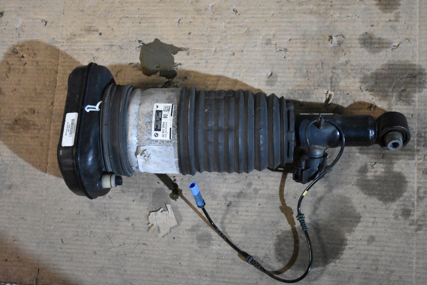 IDEALNY shock absorber rear right VDC BMW G07 X7 1 9
