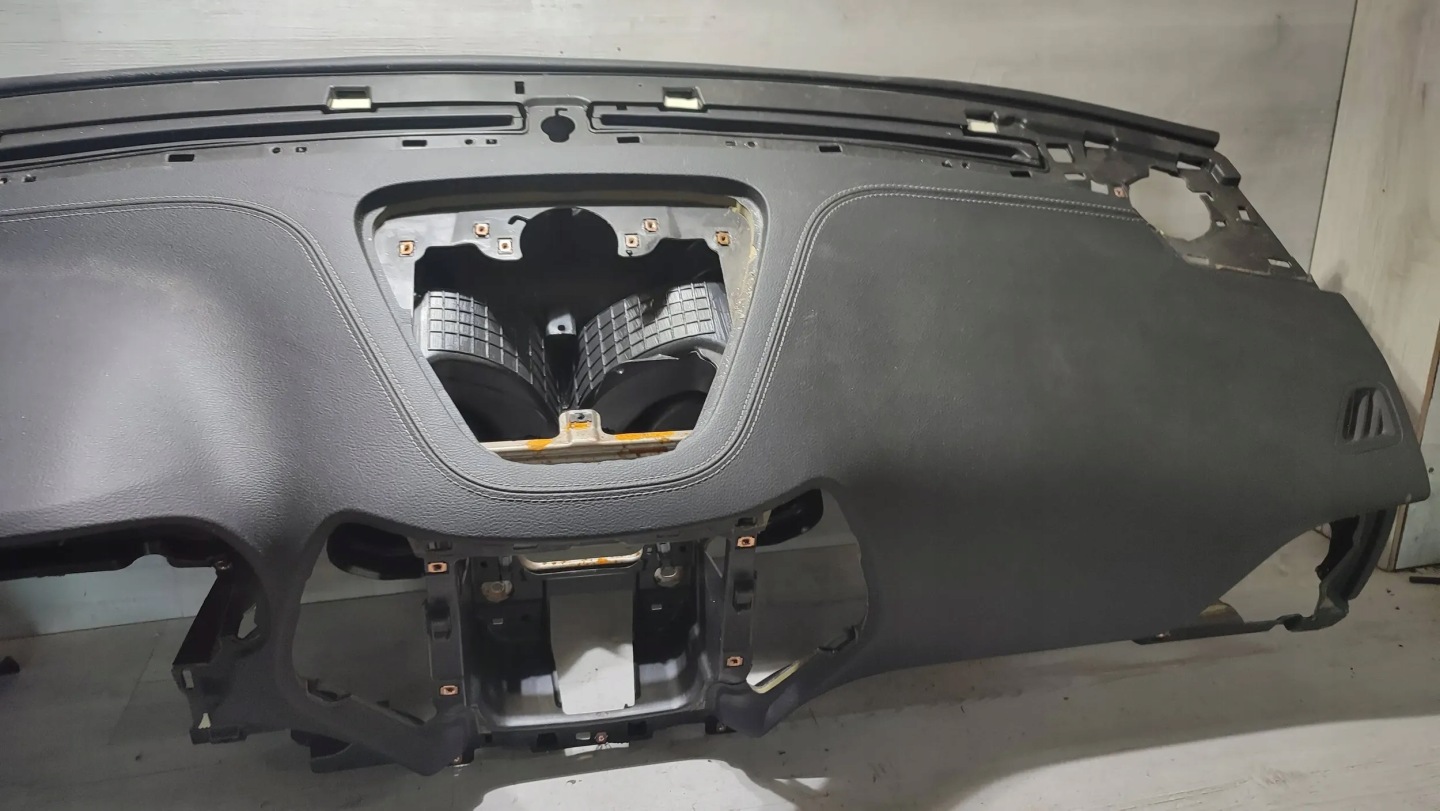 Jeep Cherokee 2015 dashboard instrument panel console