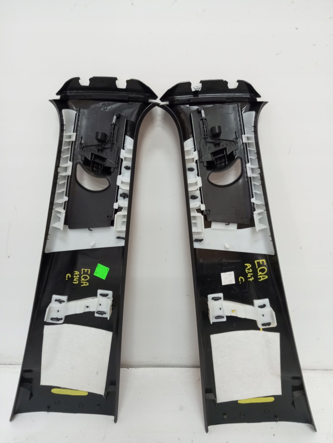 cover SLUPKA MERCEDES EQA A2476909801 A2476909701