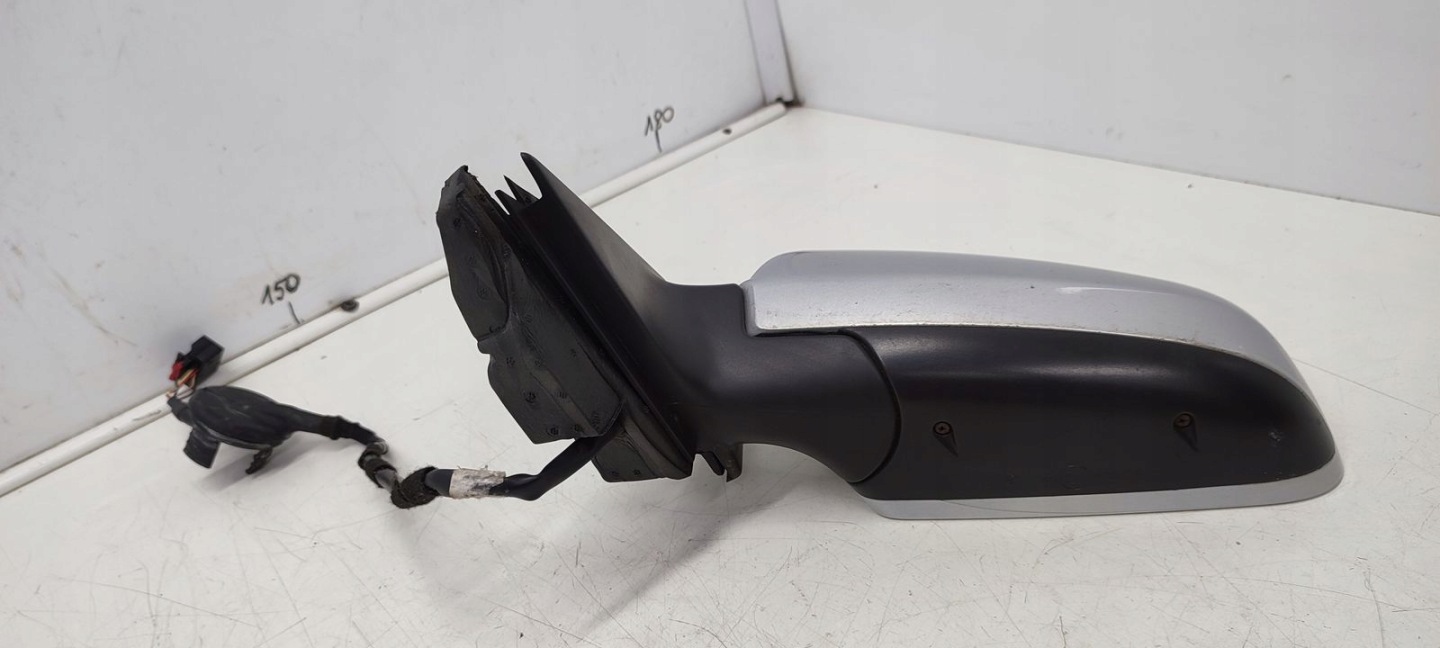 mirror left 5pin Audi A3 8P 3D LY7W
