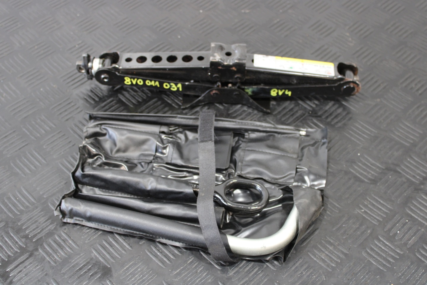 emelő ablakemelő 8V0011031 AUDI A3 8V0 8V4 2013