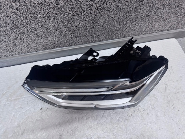 light left Audi A7 4K Full Led 2024 complete