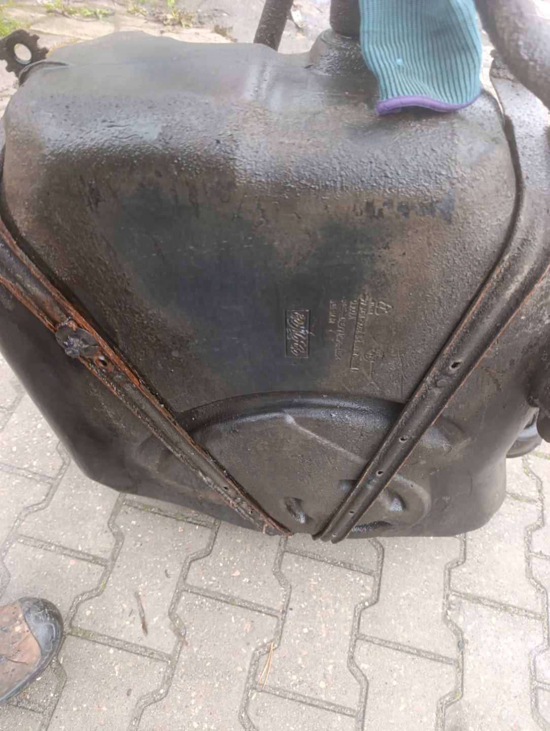 kraftstofftank tank Volvo V50 3M51-9002