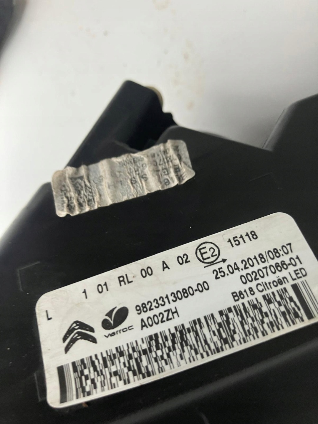 light LED DRL left front CITROEN C3 III 9823313080