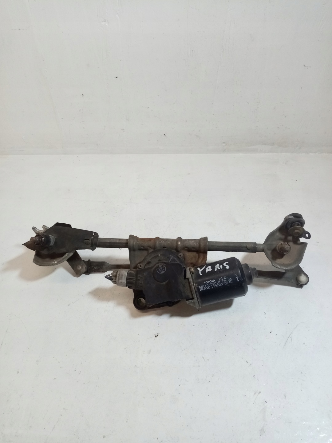 wiper mechanism front TOYOTA YARIS 1 85110-52010