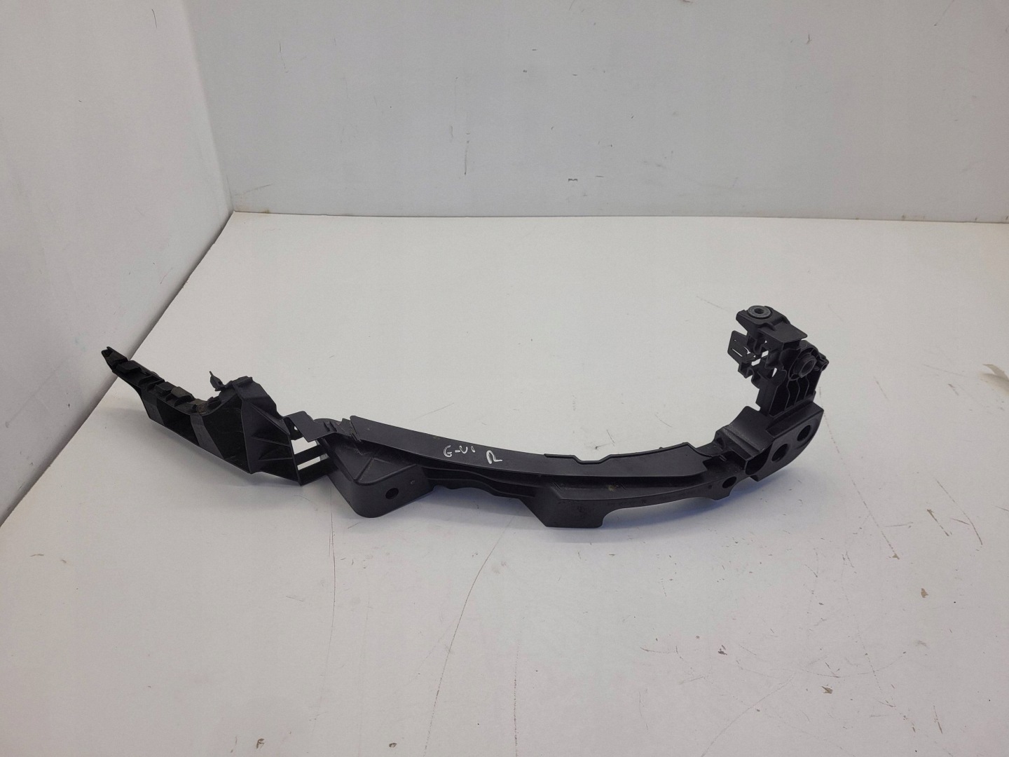 GOLF VI bumper bracket lights left front 5K0807890H