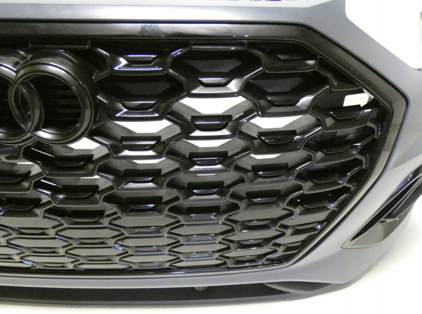 AUDI Q5 S-LINE LIFT 20- 80A807437P below 6 PDC washers bumper front front