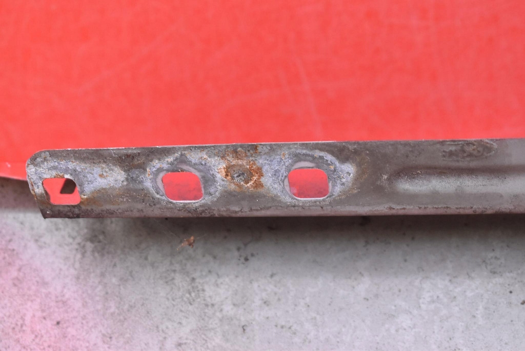 fender left front front red FORD FUSION 1 and 02-05