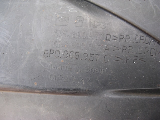 mudguard left front SEAT ALTEA XL