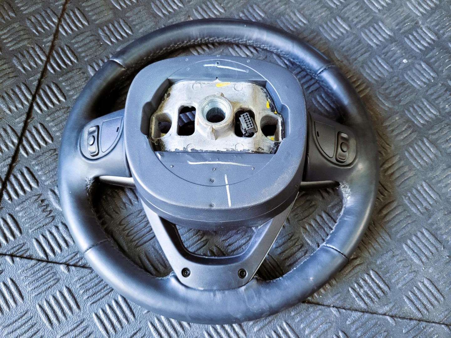 lenkrad MULTIFUNKCJA GRANAT / blaue BLUE JEEP CHEROKEE V KL