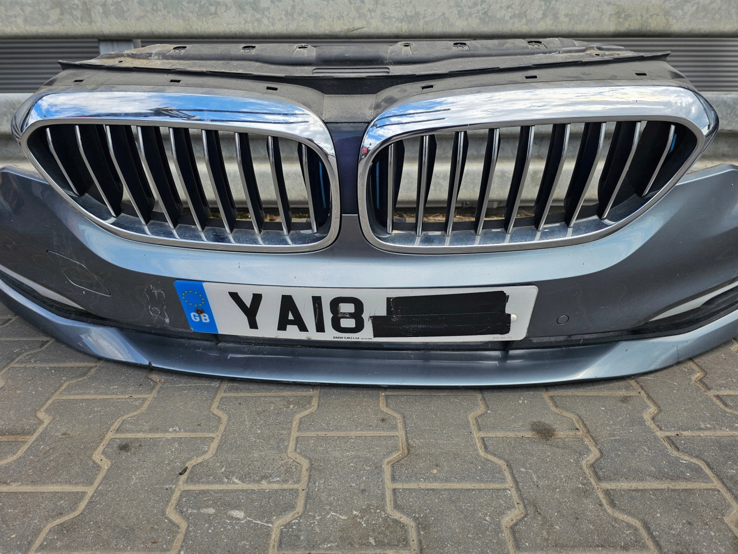 BMW 5 G30 G31 bumper front complete 4 PDC BLUESTONE METALLIC (C2Y)