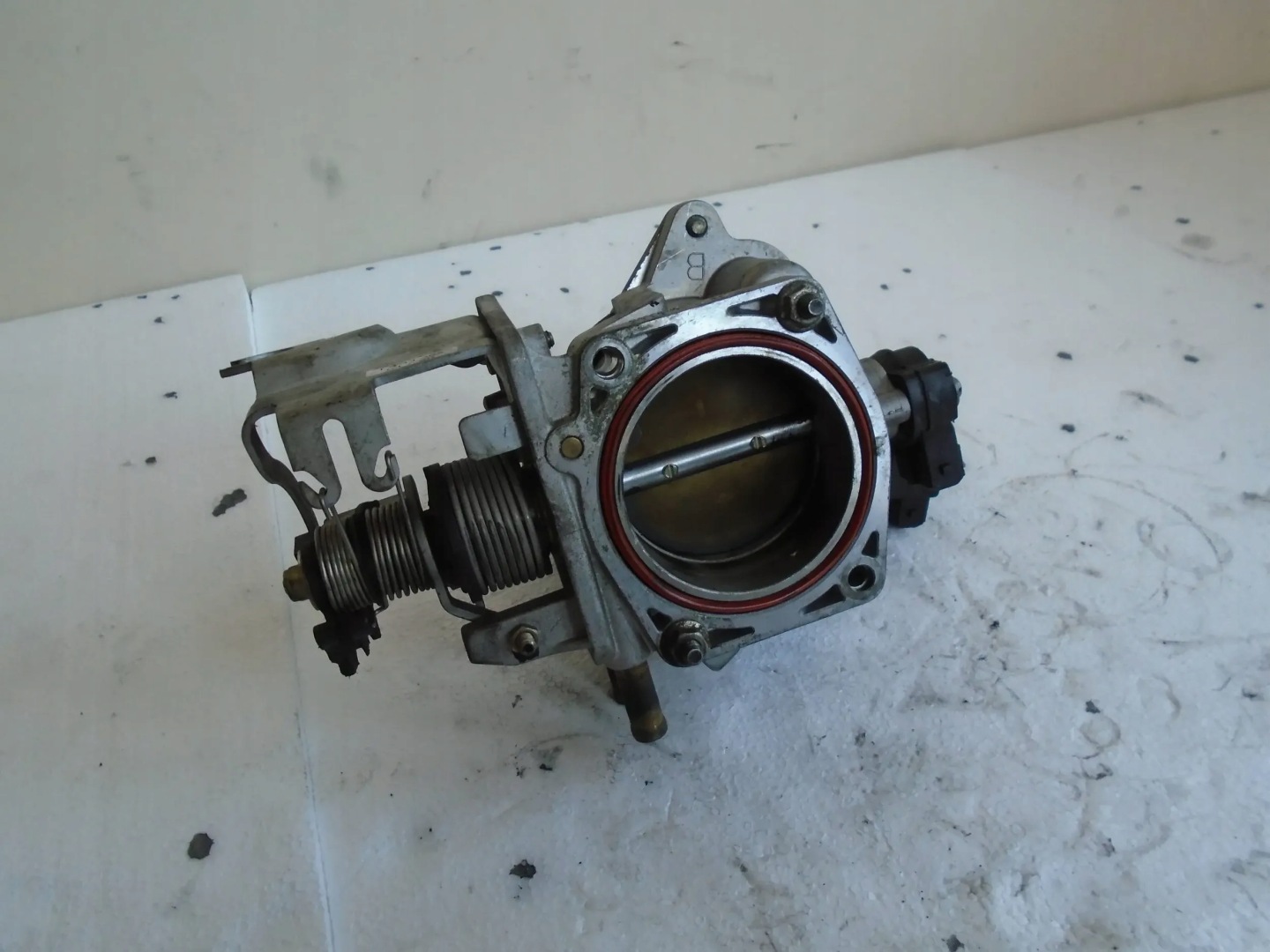 Vanne przepustnicy 1433385 BMW 5 E39 2.5B