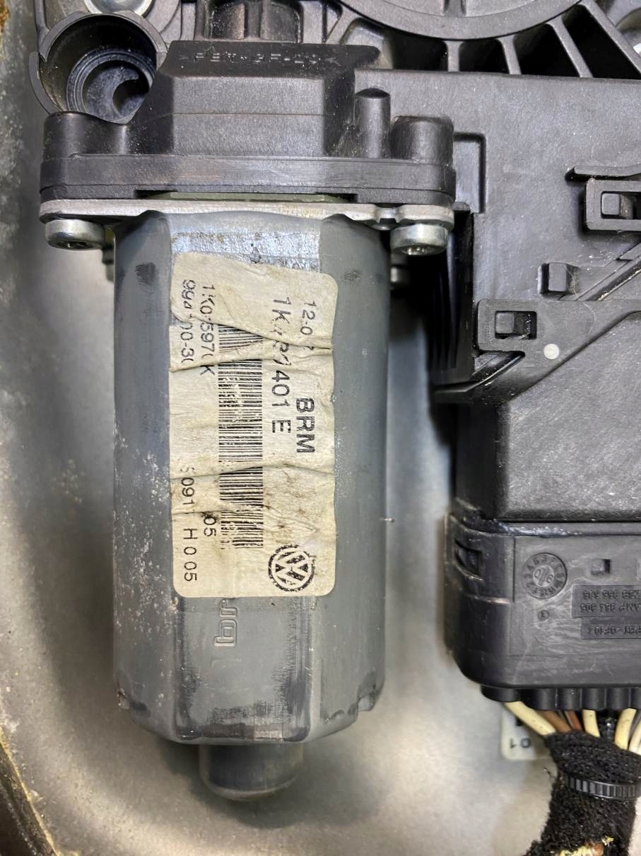 window regulator left rear part VW GOLF V 1K4839461A