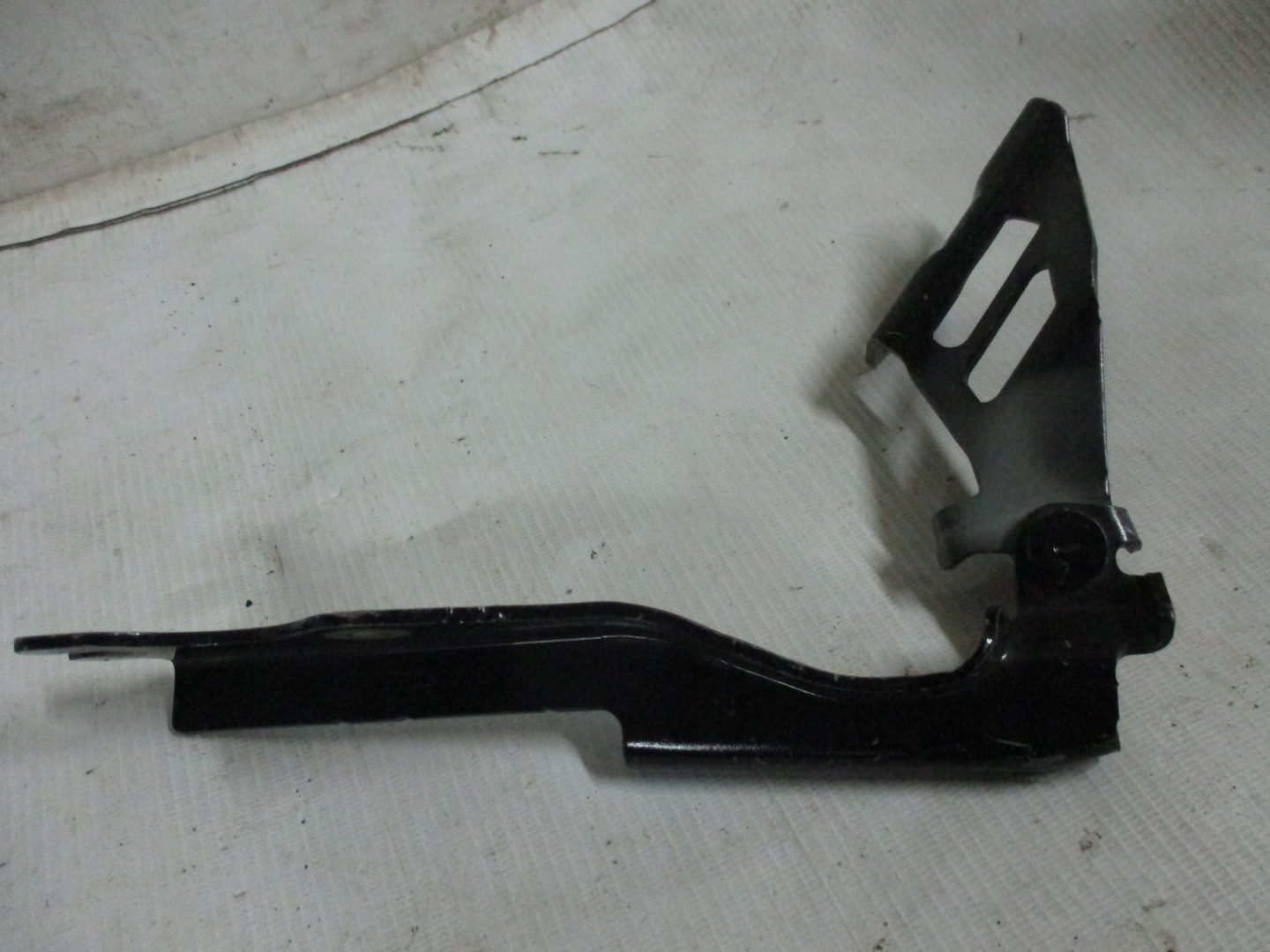 hinge bonnets left right Mazda 6 GJ, GL 12-18r GHP9L