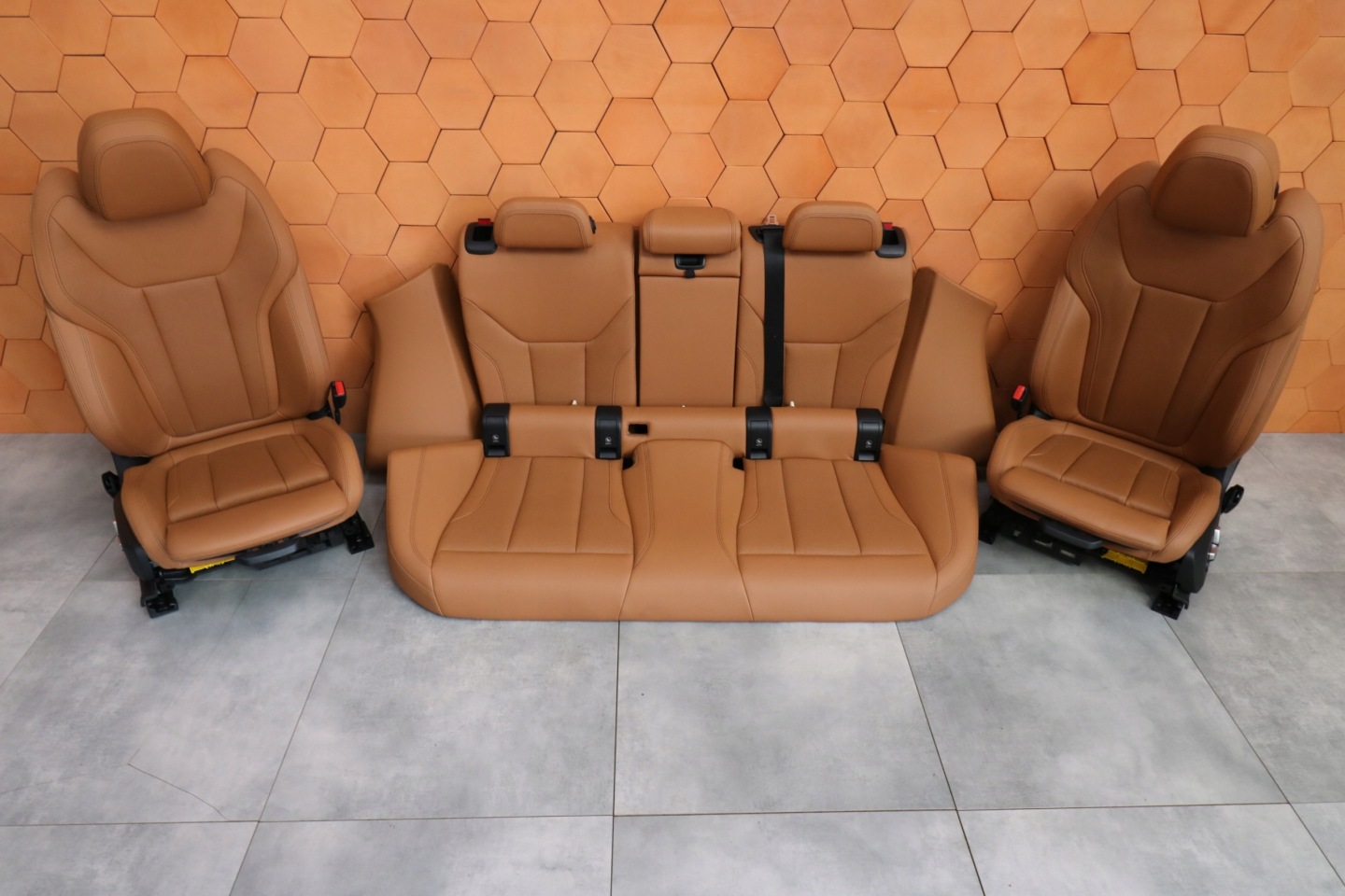 BMW 4 G26 inner seats m-packet PAMIEC HARMAN KARDON SENSATEC COGNAC