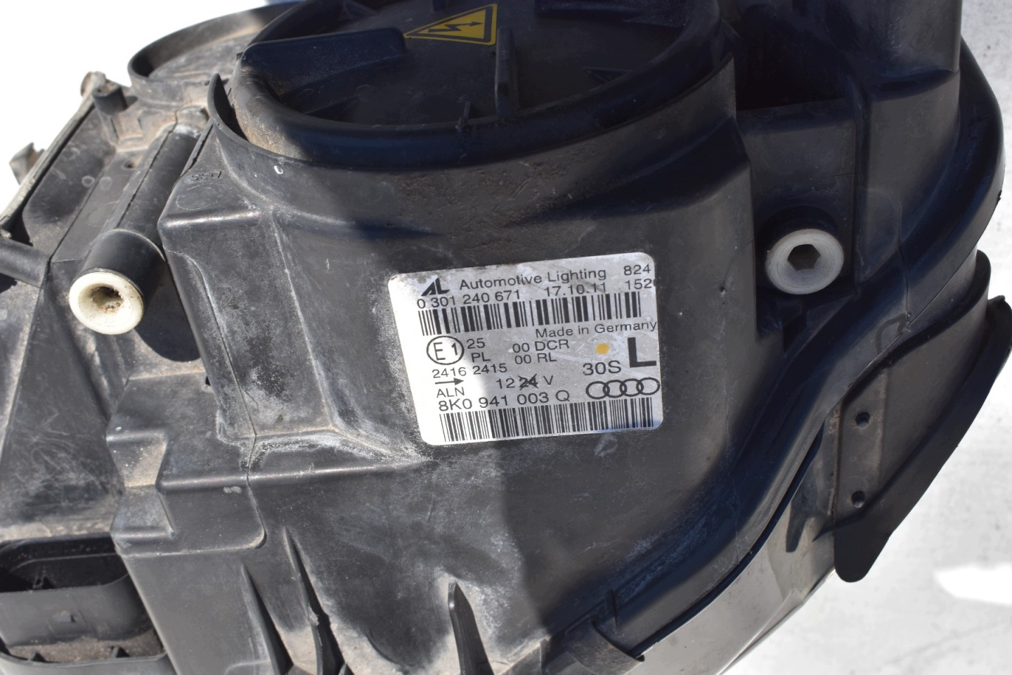 light left front AUDI A4 B8 2008-2012 8K0941003Q UK