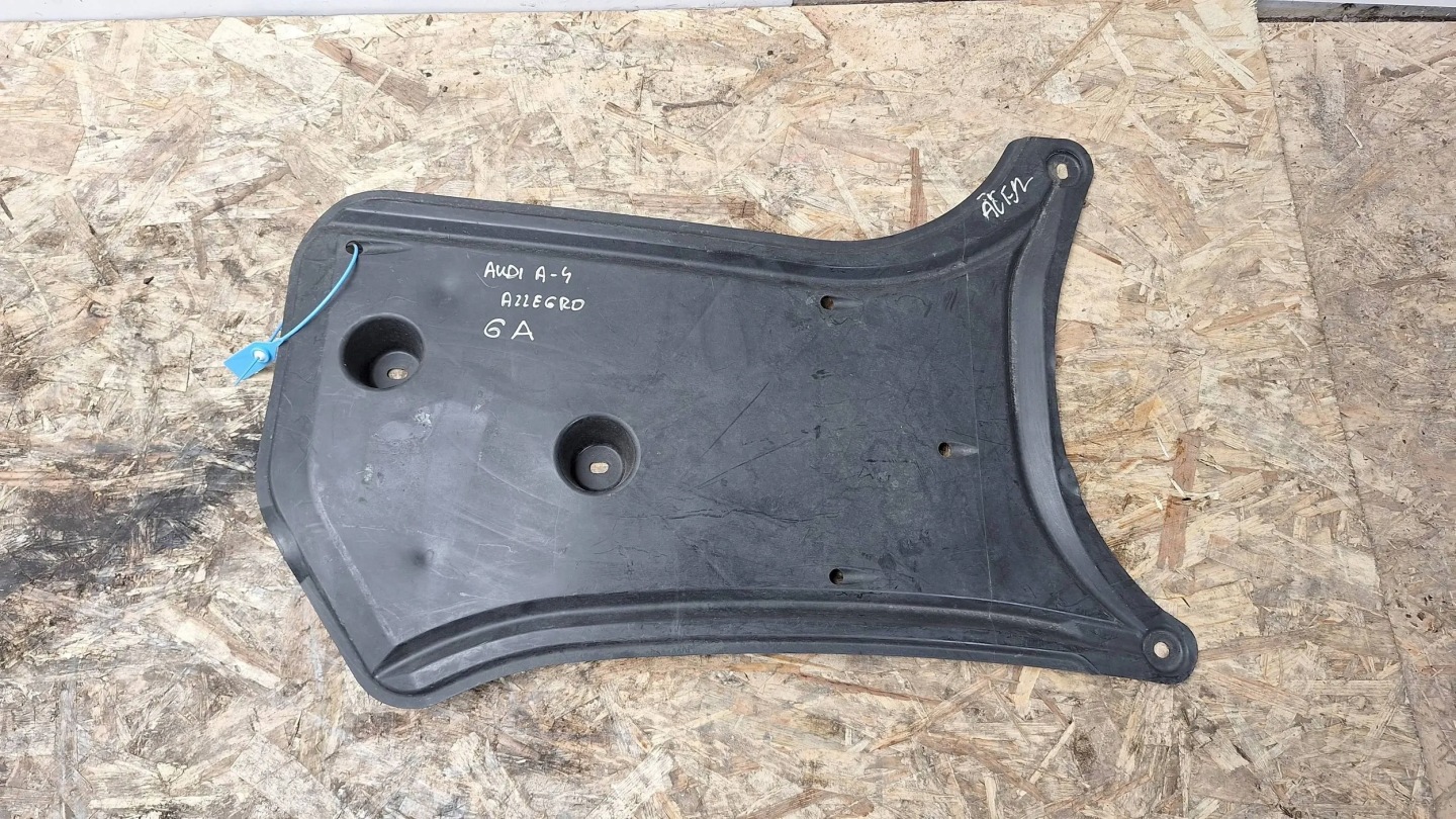 cover chassis left 8K0825219 AUDI A5 8T AUDI A4 B8