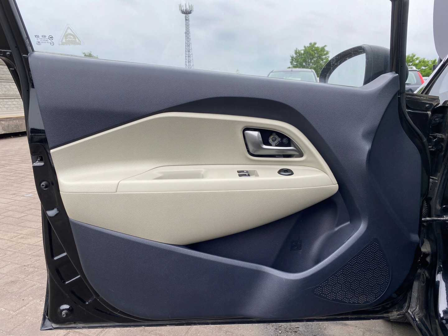 upholstery side left front Kia RIO 3 III 11-17