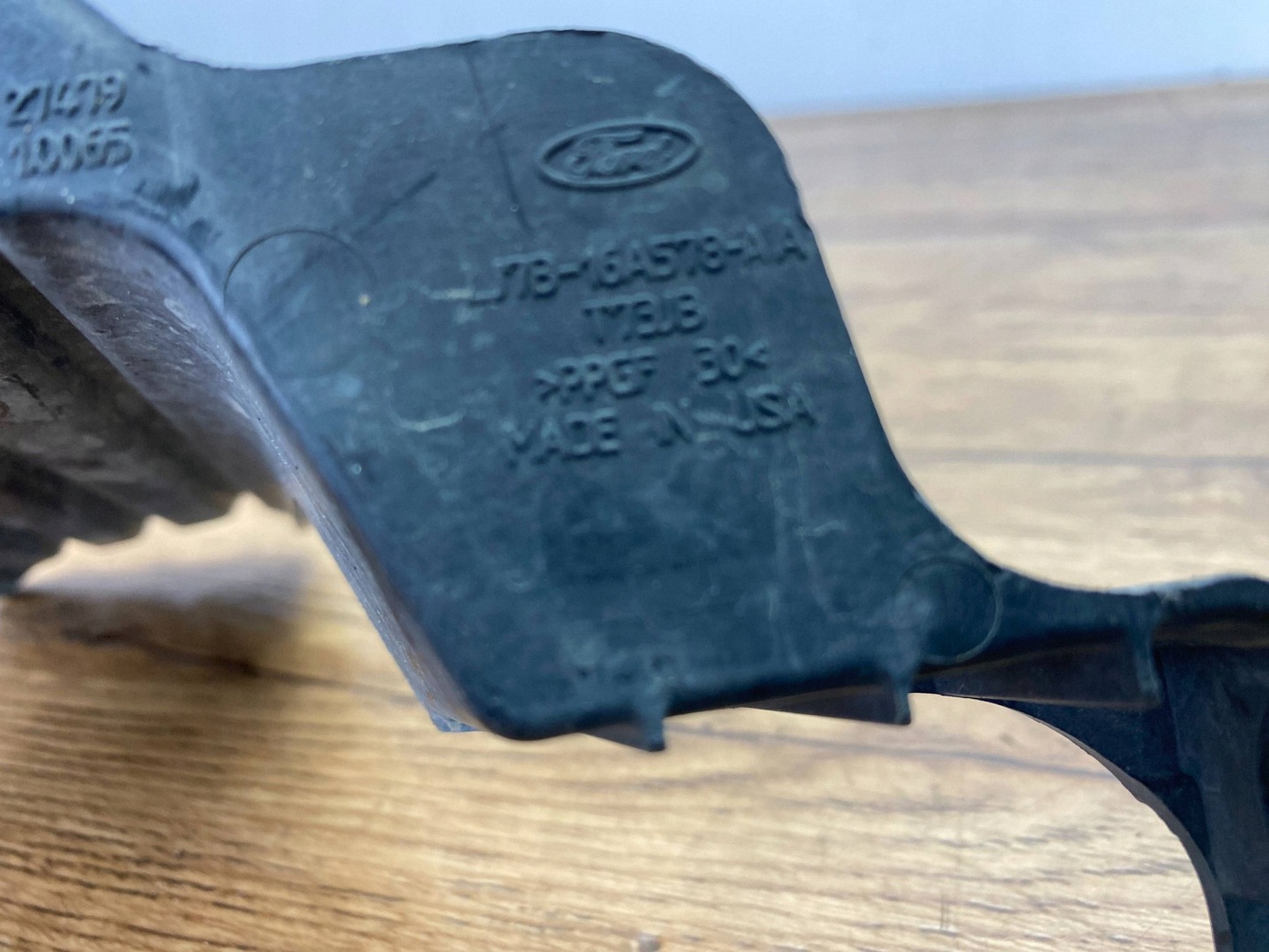 cover front chassis Ford Escape IV 2020+
