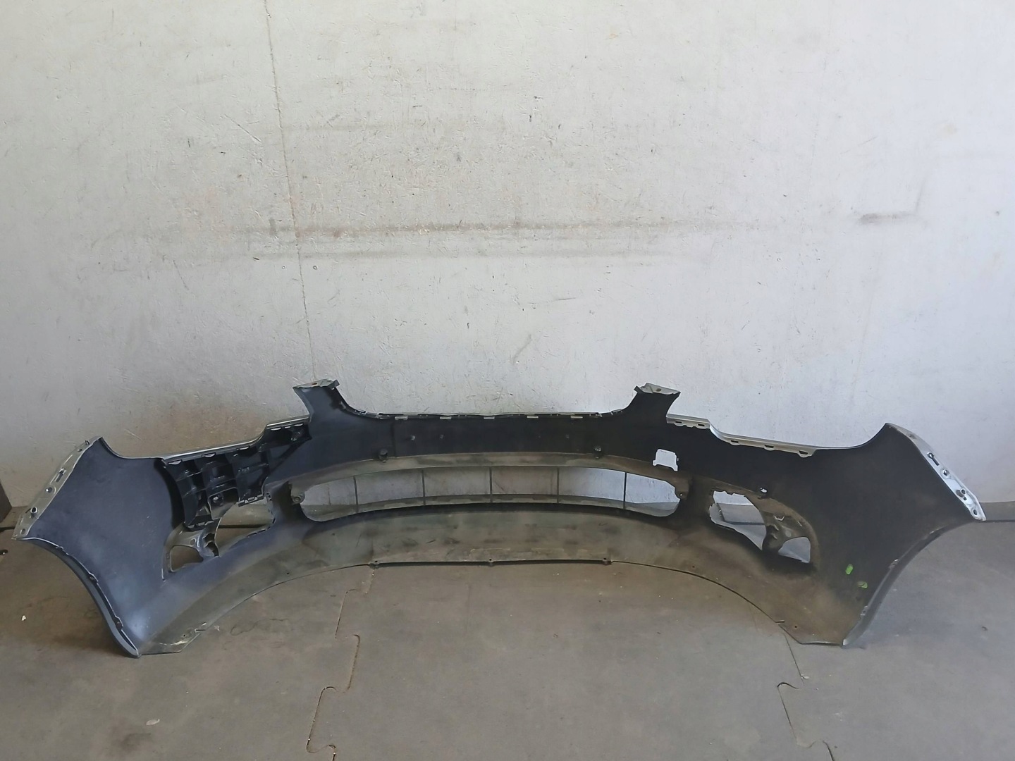 Paraurti Anteriore SKODA SUPERB II 2 8T 08