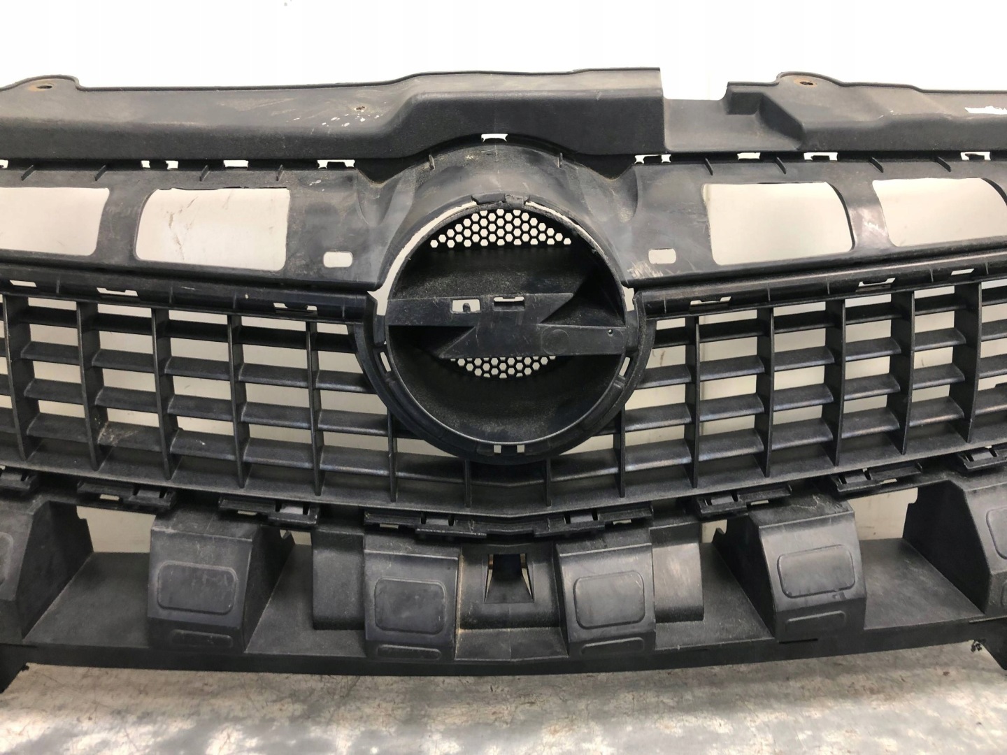 Grill Grill OPEL VECTRA C LIFT 13182876