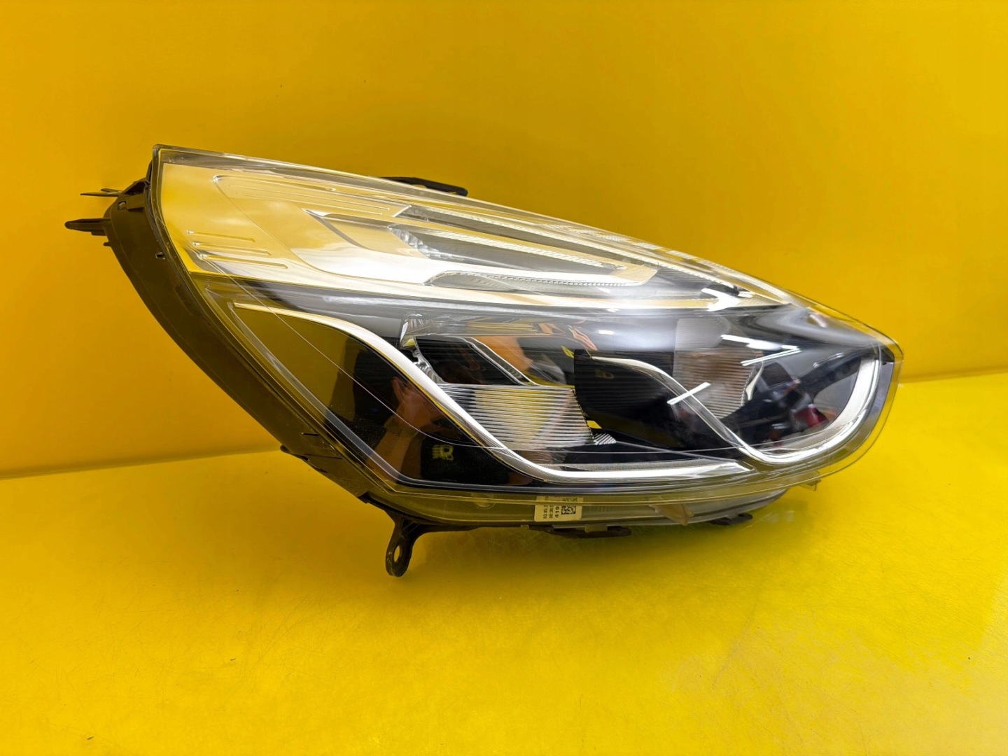 light right front Renault Clio 4 IV 2016- Lift 260100653R