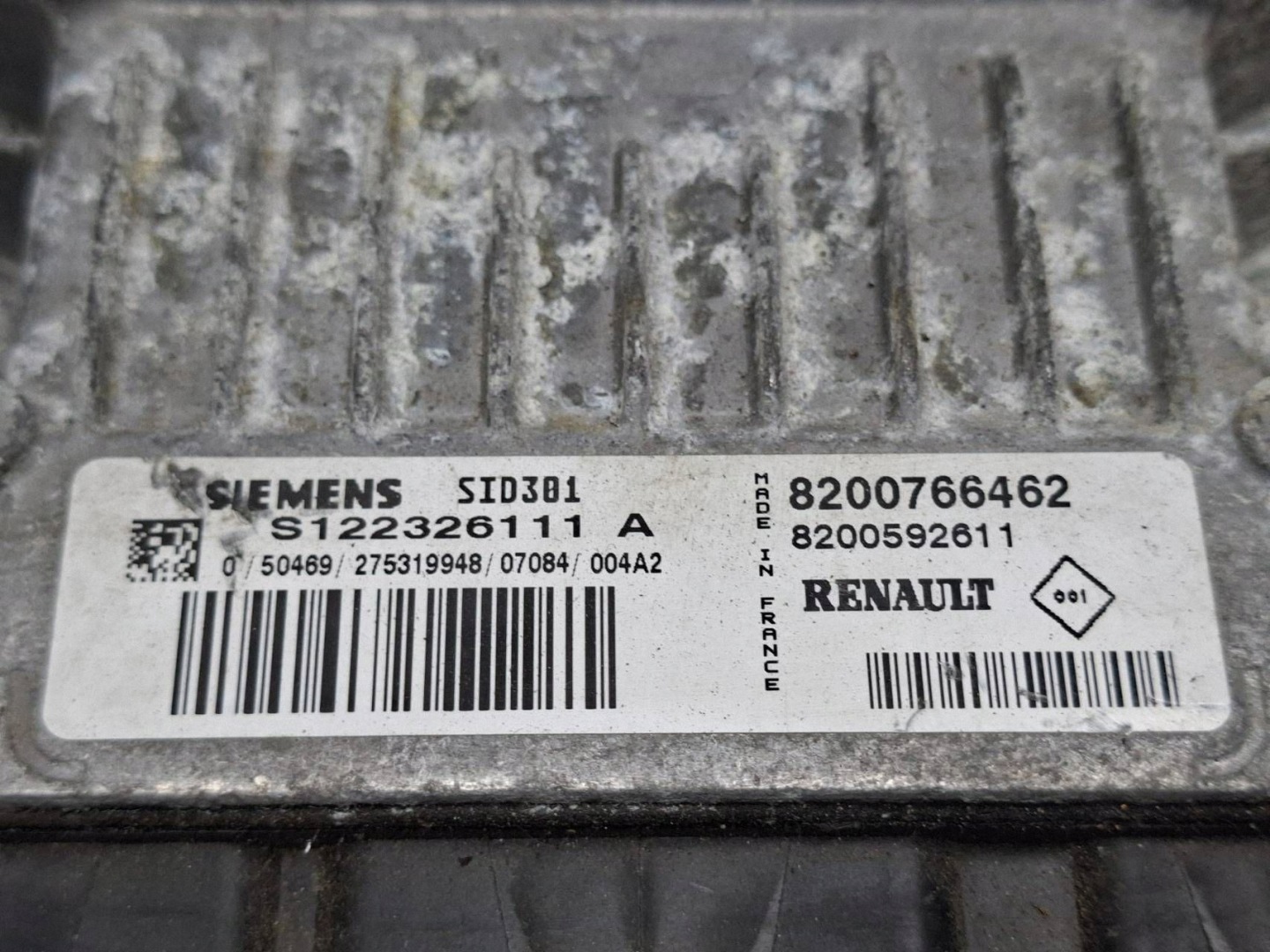 control unit of the engine S122326111A 8200766462 RENAULT 1.5 DCI