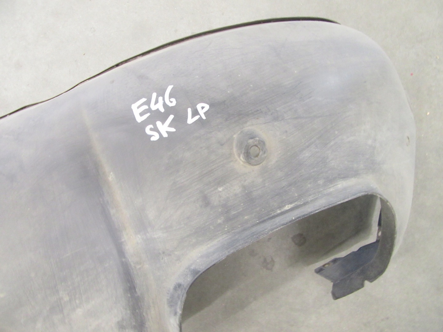 mudguard left front cover wheels BMW e46 sedan KOMBI